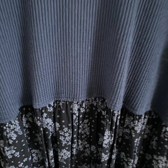 ALGO VINTAGE 3/4 SLEEVE MIDI  DRESS NAVY WITH FLORAL SKIRT BUTTONS FRONT POCKETS - Picture 4 of 8